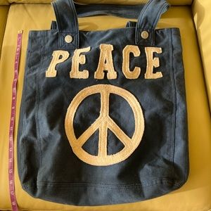 Canvas shopping tote